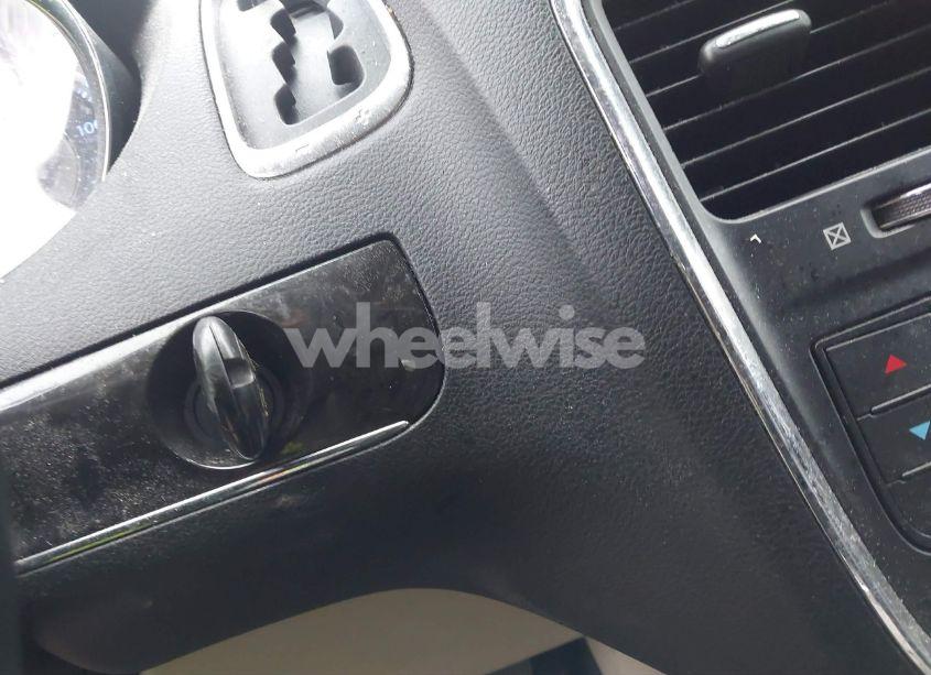 Photo 11 of 2014 Chrysler Town & COUNTRY TOURING (VIN 2C4RC1BG4ER441609)