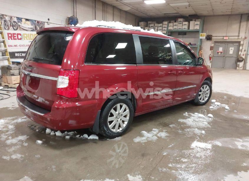 Photo 4 of 2014 Chrysler Town & COUNTRY TOURING (VIN 2C4RC1BG4ER467059)