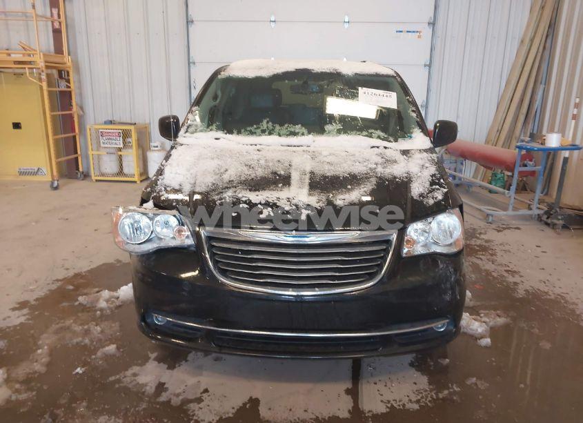 Photo 12 of 2015 Chrysler Town & COUNTRY TOURING (VIN 2C4RC1BG4FR572038)