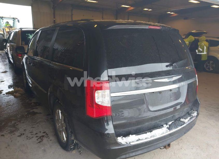 Photo 3 of 2015 Chrysler Town & COUNTRY TOURING (VIN 2C4RC1BG4FR572038)