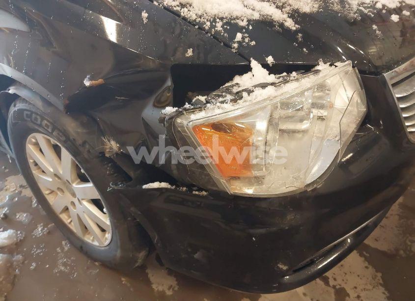 Photo 6 of 2015 Chrysler Town & COUNTRY TOURING (VIN 2C4RC1BG4FR572038)