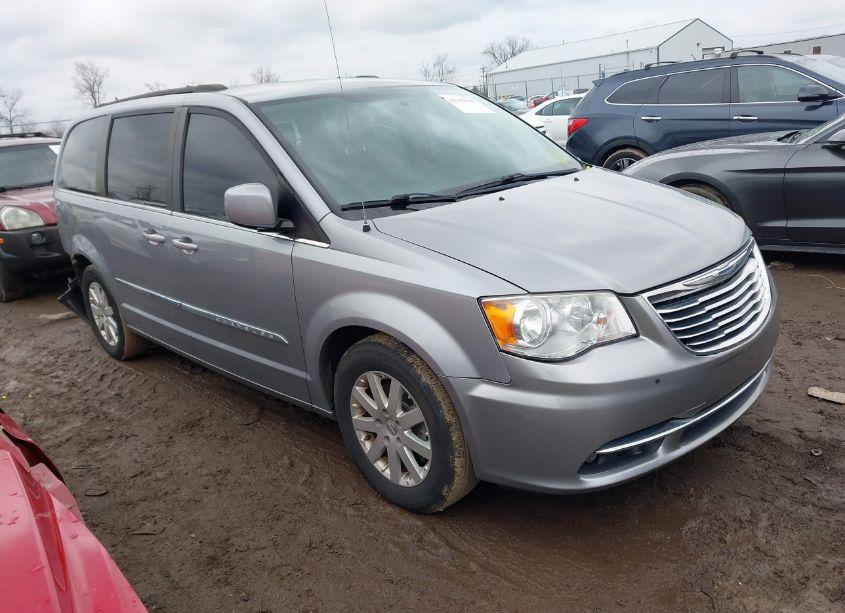 2015 Chrysler Town & COUNTRY TOURING (VIN 2C4RC1BG4FR577210) main photo