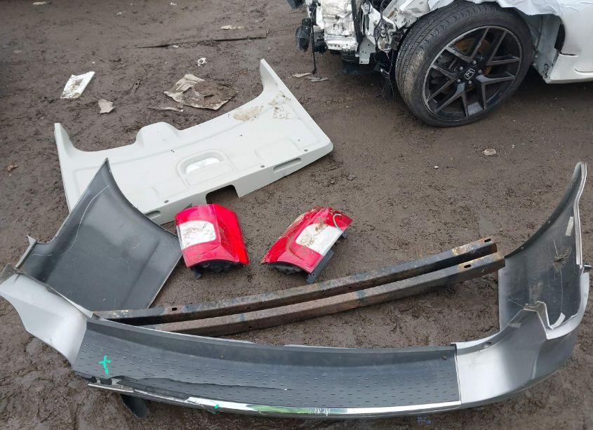 Photo 12 of 2015 Chrysler Town & COUNTRY TOURING (VIN 2C4RC1BG4FR577210)