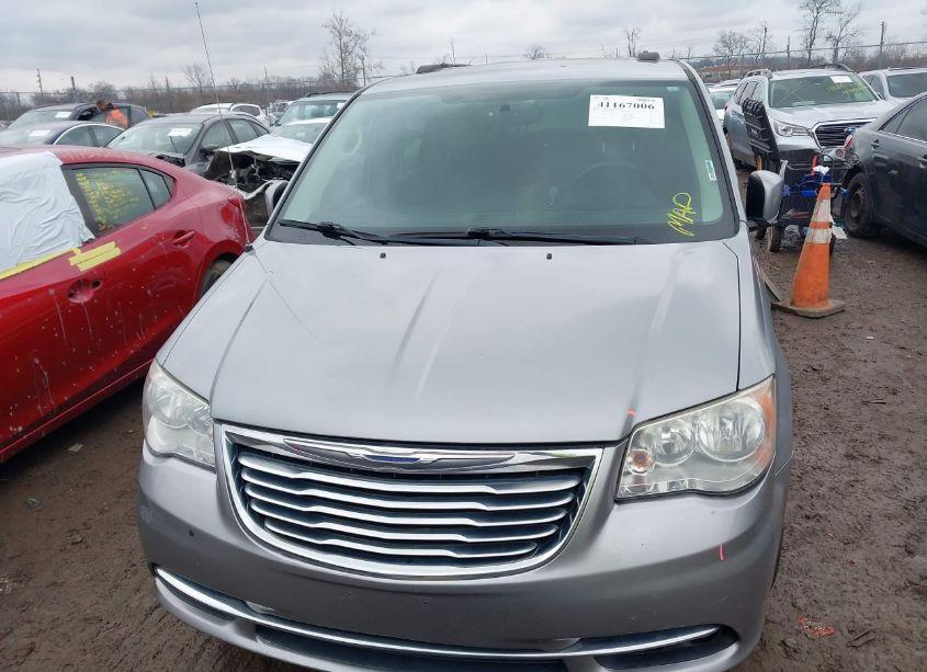 Photo 13 of 2015 Chrysler Town & COUNTRY TOURING (VIN 2C4RC1BG4FR577210)
