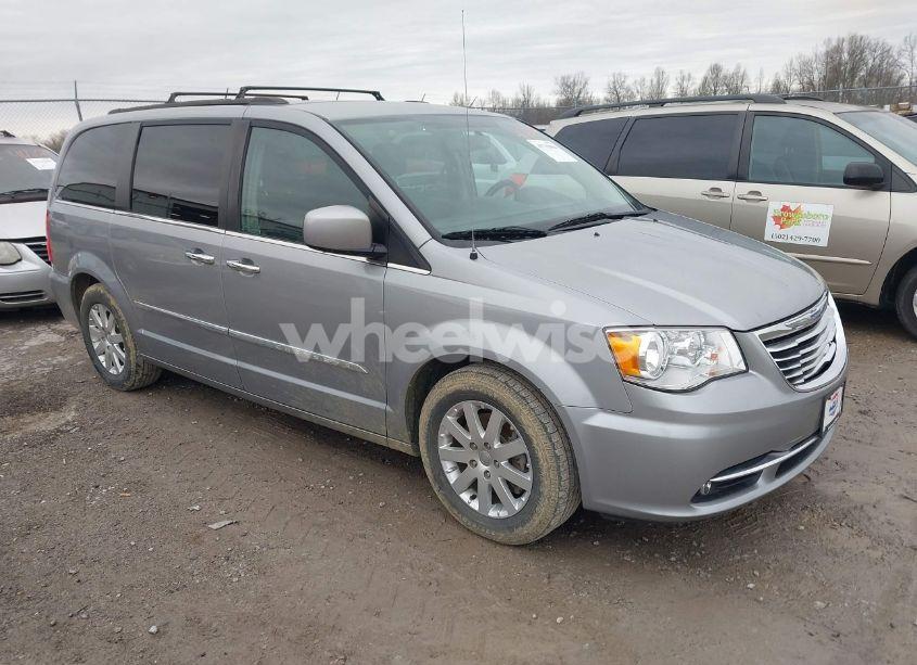 2015 Chrysler Town & COUNTRY TOURING (VIN 2C4RC1BG4FR602557) main photo