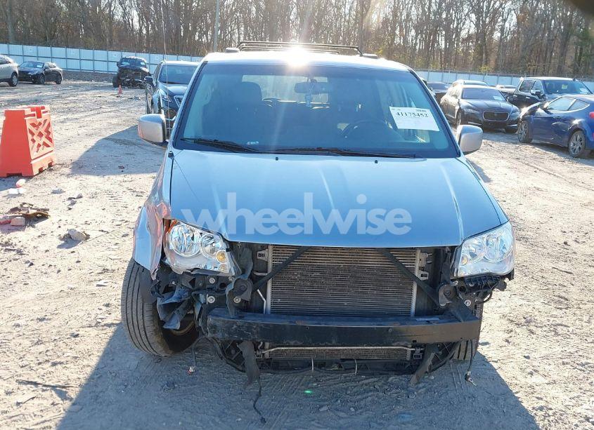 Photo 12 of 2015 Chrysler Town & COUNTRY TOURING (VIN 2C4RC1BG4FR655677)