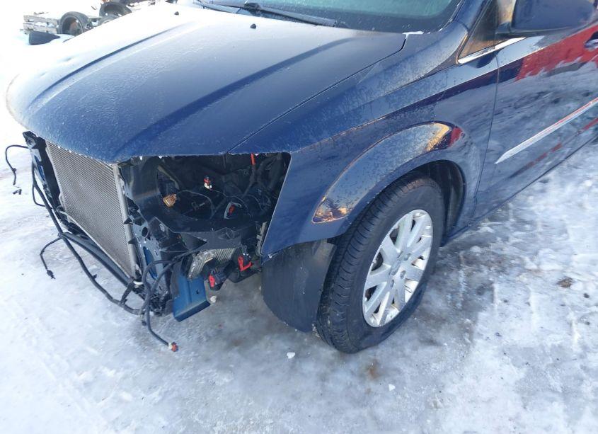 Photo 18 of 2015 Chrysler Town & COUNTRY TOURING (VIN 2C4RC1BG4FR655839)