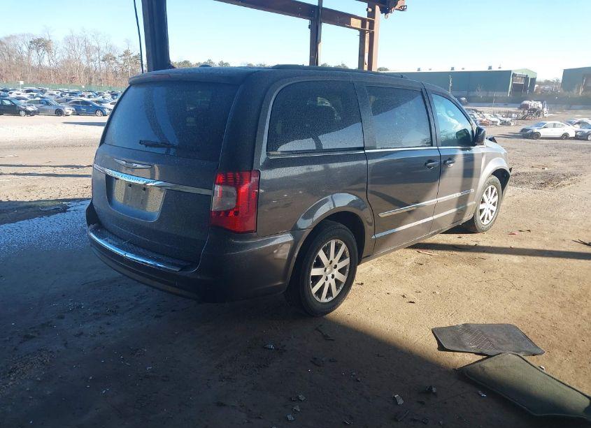Photo 4 of 2015 Chrysler Town & COUNTRY TOURING (VIN 2C4RC1BG4FR715568)