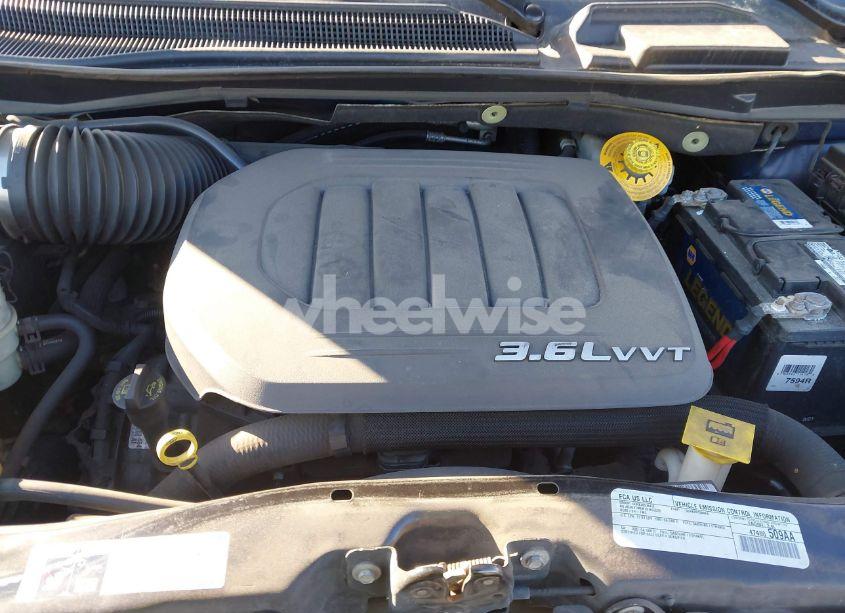 Photo 10 of 2016 Chrysler Town & COUNTRY TOURING (VIN 2C4RC1BG4GR166018)