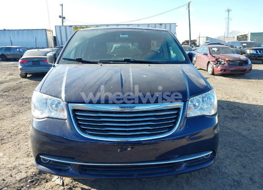 Photo 11 of 2016 Chrysler Town & COUNTRY TOURING (VIN 2C4RC1BG4GR166018)