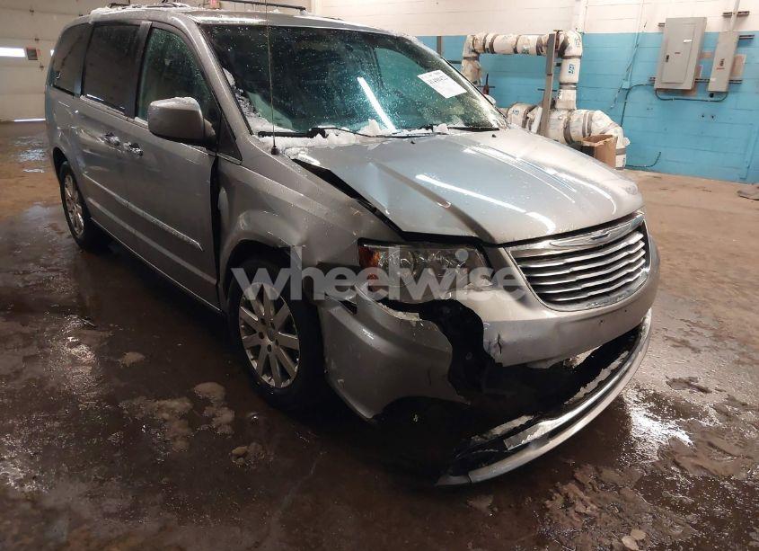 Photo 6 of 2016 Chrysler Town & COUNTRY TOURING (VIN 2C4RC1BG4GR175530)