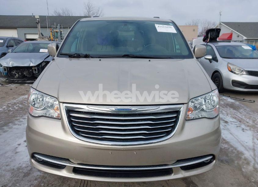 Photo 12 of 2016 Chrysler Town & COUNTRY TOURING (VIN 2C4RC1BG4GR175785)