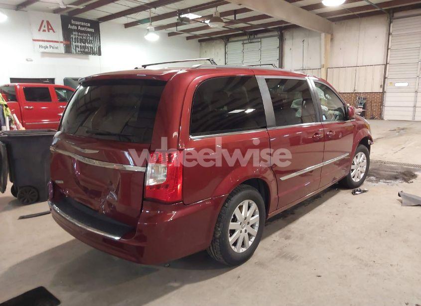 Photo 4 of 2016 Chrysler Town & COUNTRY TOURING (VIN 2C4RC1BG4GR187452)