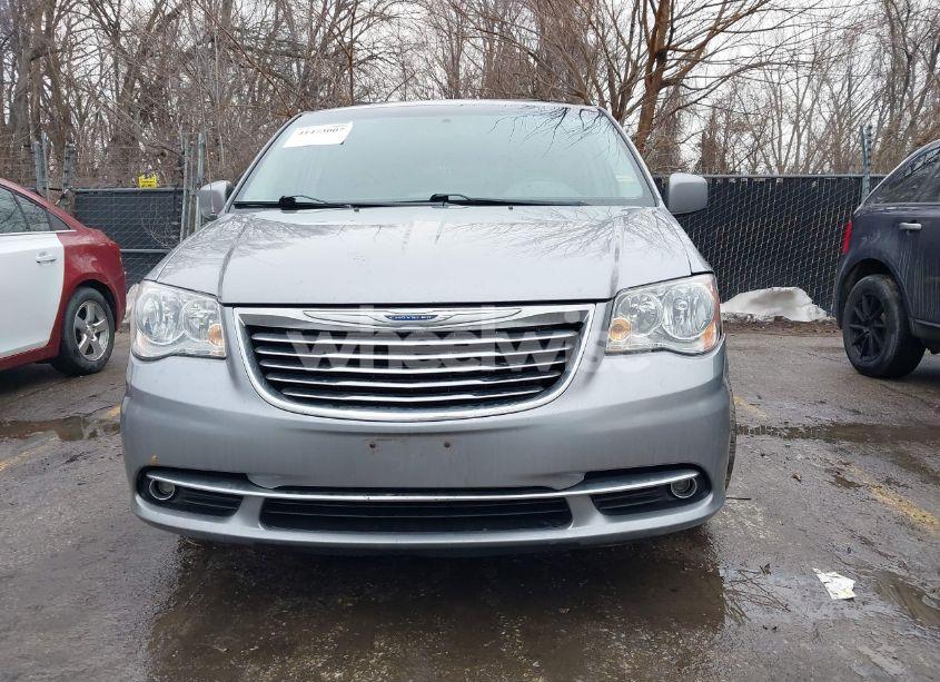 Photo 6 of 2016 Chrysler Town & COUNTRY TOURING (VIN 2C4RC1BG4GR292654)