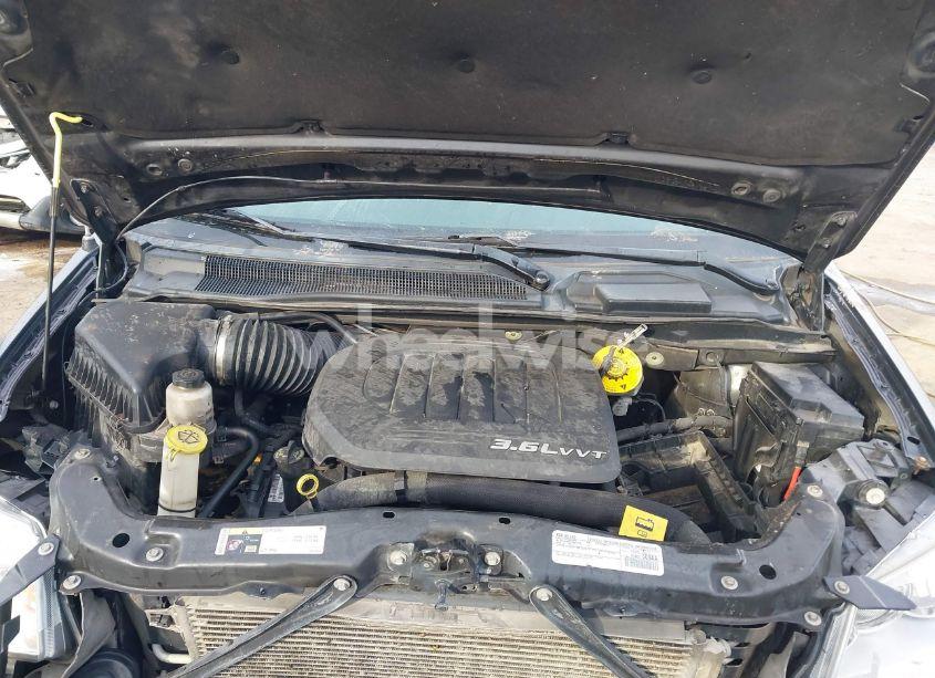 Photo 10 of 2016 Chrysler Town & COUNTRY TOURING (VIN 2C4RC1BG4GR293092)