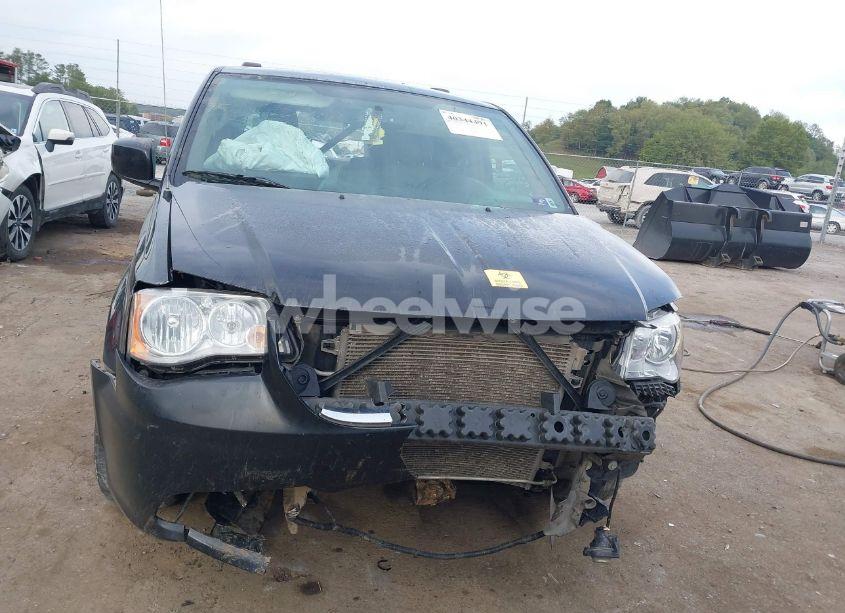 Photo 6 of 2016 Chrysler Town & COUNTRY TOURING (VIN 2C4RC1BG4GR293092)