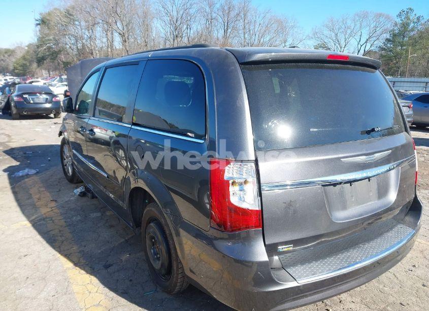 Photo 3 of 2016 Chrysler Town & COUNTRY TOURING (VIN 2C4RC1BG4GR297286)