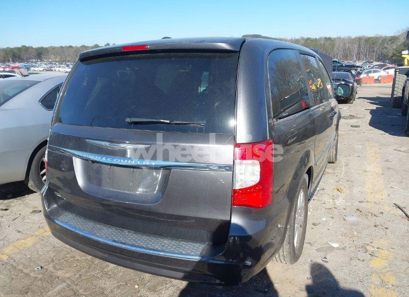 Photo 4 of 2016 Chrysler Town & COUNTRY TOURING (VIN 2C4RC1BG4GR297286)