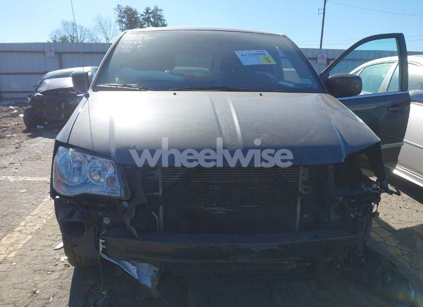 Photo 6 of 2016 Chrysler Town & COUNTRY TOURING (VIN 2C4RC1BG4GR297286)