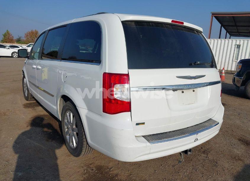 Photo 3 of 2016 Chrysler Town & COUNTRY TOURING (VIN 2C4RC1BG4GR299183)