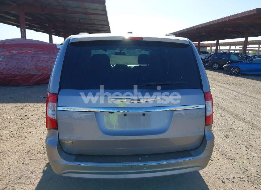 Photo 15 of 2016 Chrysler Town & COUNTRY TOURING (VIN 2C4RC1BG4GR300591)