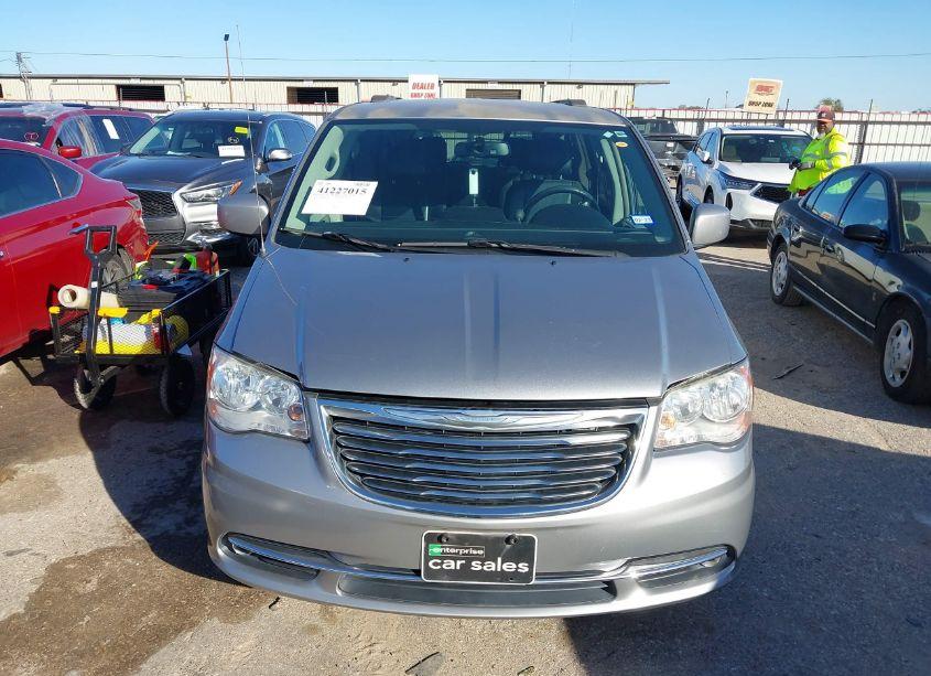 Photo 12 of 2016 Chrysler Town & COUNTRY TOURING (VIN 2C4RC1BG4GR300638)
