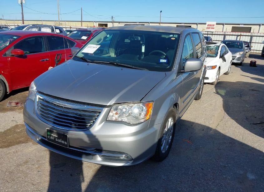 Photo 2 of 2016 Chrysler Town & COUNTRY TOURING (VIN 2C4RC1BG4GR300638)