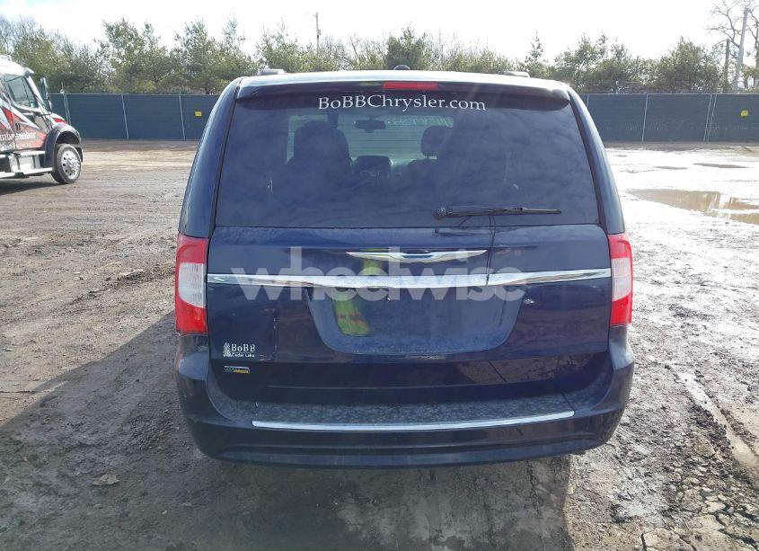 Photo 16 of 2016 Chrysler Town & COUNTRY TOURING (VIN 2C4RC1BG4GR301191)