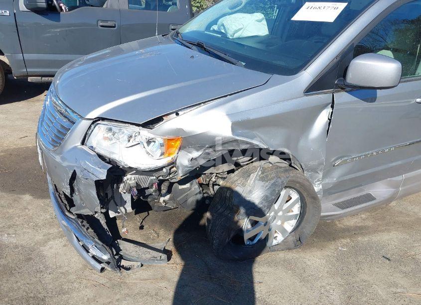 Photo 6 of 2016 Chrysler Town & COUNTRY TOURING (VIN 2C4RC1BG4GR303278)