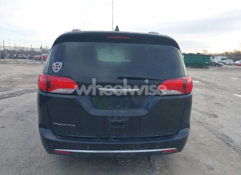 Photo 16 of 2017 Chrysler Pacifica TOURING-L (VIN 2C4RC1BG4HR507757)