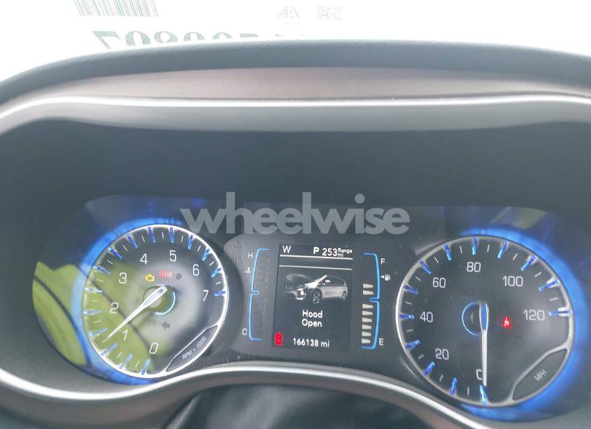 Photo 7 of 2017 Chrysler Pacifica TOURING-L (VIN 2C4RC1BG4HR507757)