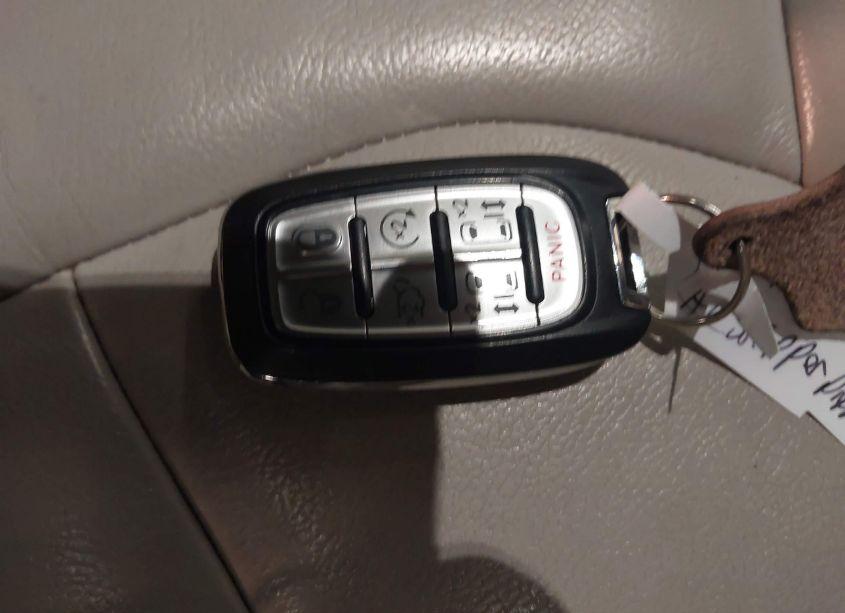 Photo 11 of 2017 Chrysler Pacifica TOURING-L (VIN 2C4RC1BG4HR599095)