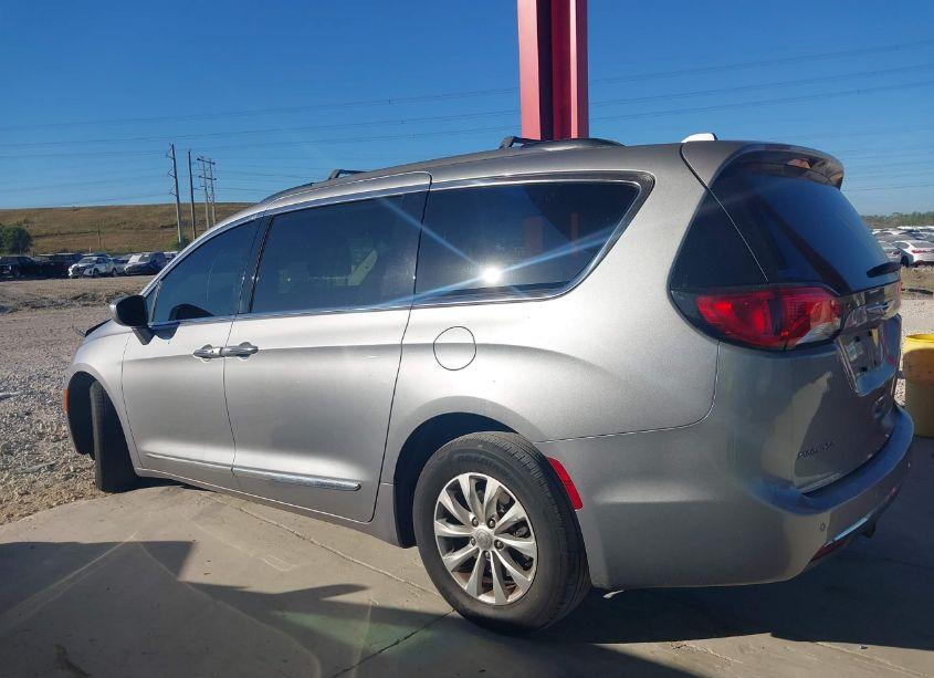 Photo 14 of 2017 Chrysler Pacifica TOURING-L (VIN 2C4RC1BG4HR688715)