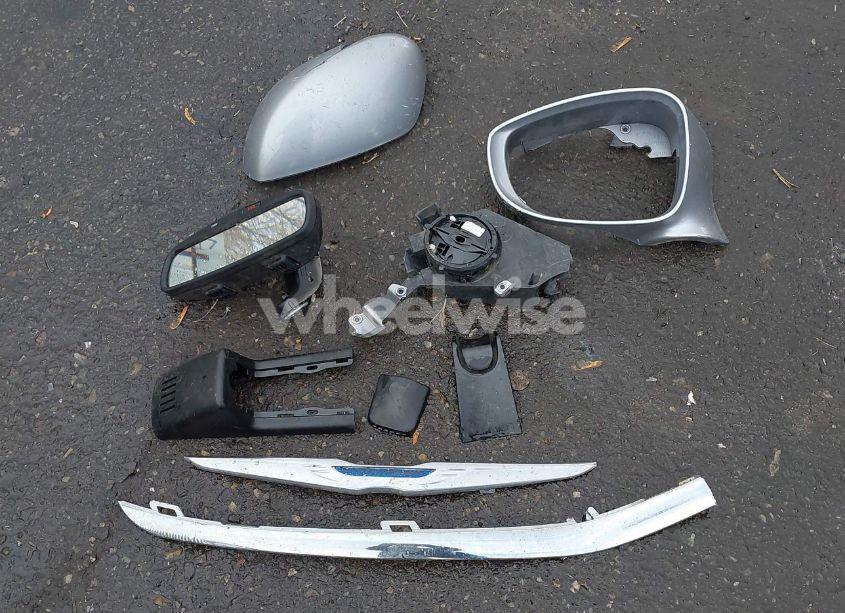 Photo 12 of 2017 Chrysler Pacifica TOURING-L (VIN 2C4RC1BG4HR815916)