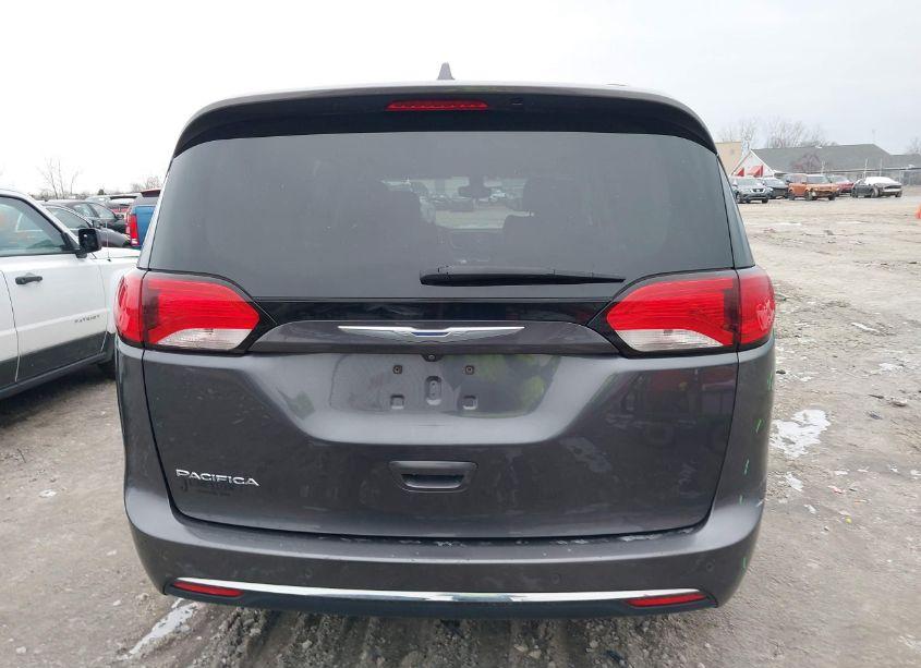 Photo 16 of 2017 Chrysler Pacifica TOURING-L (VIN 2C4RC1BG4HR816077)