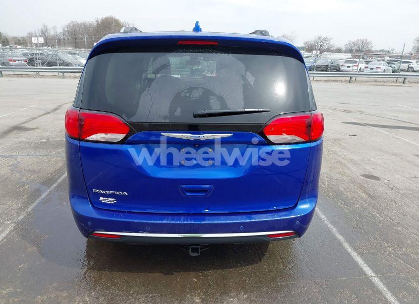 Photo 16 of 2018 Chrysler Pacifica TOURING L (VIN 2C4RC1BG4JR315972)