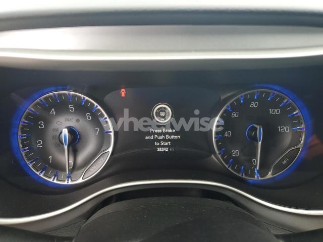 Photo 13 of 2020 CHRYSLER PACIFICA TOURING L (VIN 2C4RC1BG4LR247756)
