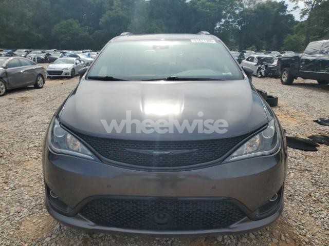 Photo 2 of 2020 CHRYSLER PACIFICA TOURING L (VIN 2C4RC1BG4LR247756)