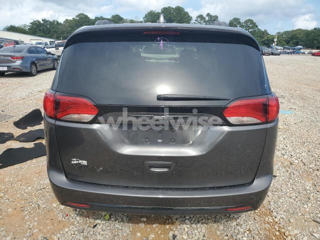 Photo 7 of 2020 CHRYSLER PACIFICA TOURING L (VIN 2C4RC1BG4LR247756)