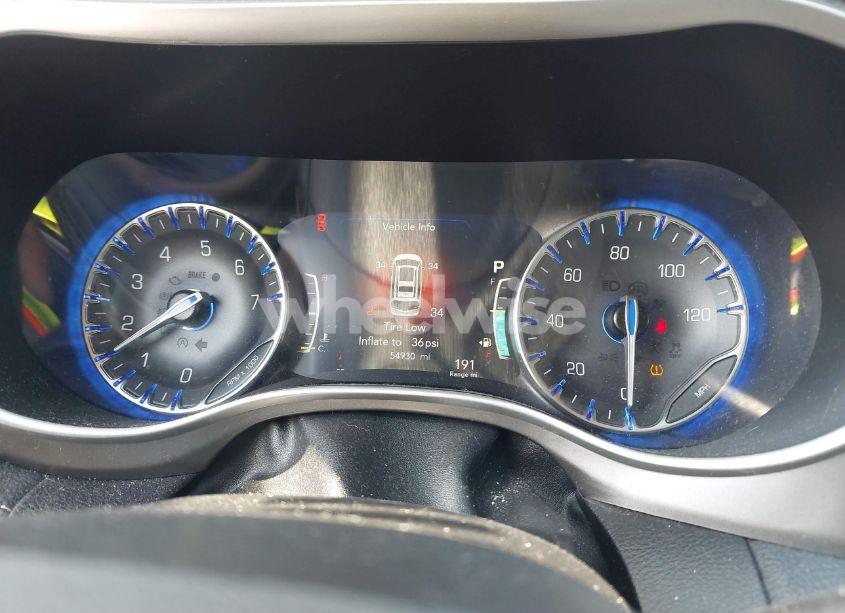 Photo 7 of 2021 Chrysler Pacifica TOURING L (VIN 2C4RC1BG4MR528098)