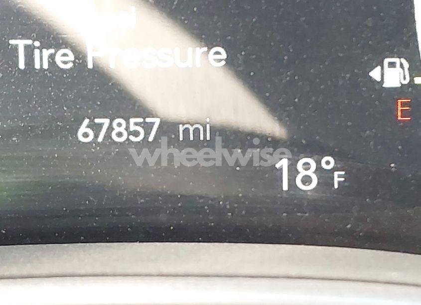 Photo 15 of 2021 Chrysler Pacifica TOURING L (VIN 2C4RC1BG4MR599060)