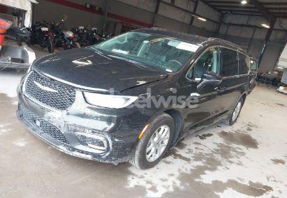 Photo 2 of 2022 Chrysler Pacifica TOURING L (VIN 2C4RC1BG4NR151032)