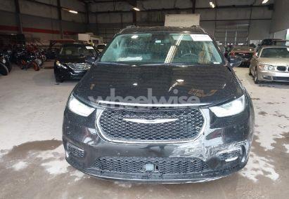 Photo 6 of 2022 Chrysler Pacifica TOURING L (VIN 2C4RC1BG4NR151032)