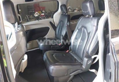 Photo 8 of 2022 Chrysler Pacifica TOURING L (VIN 2C4RC1BG4NR151032)