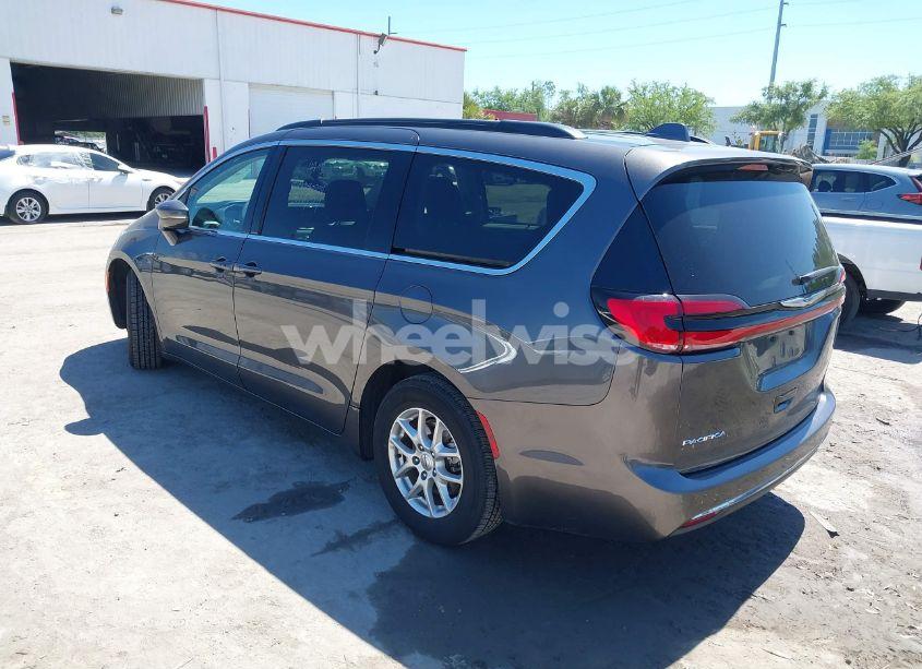 Photo 3 of 2022 Chrysler Pacifica TOURING L (VIN 2C4RC1BG4NR176416)