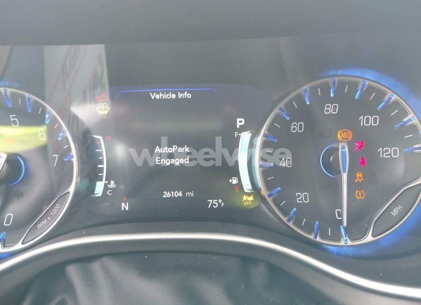 Photo 7 of 2022 Chrysler Pacifica TOURING L (VIN 2C4RC1BG4NR186458)