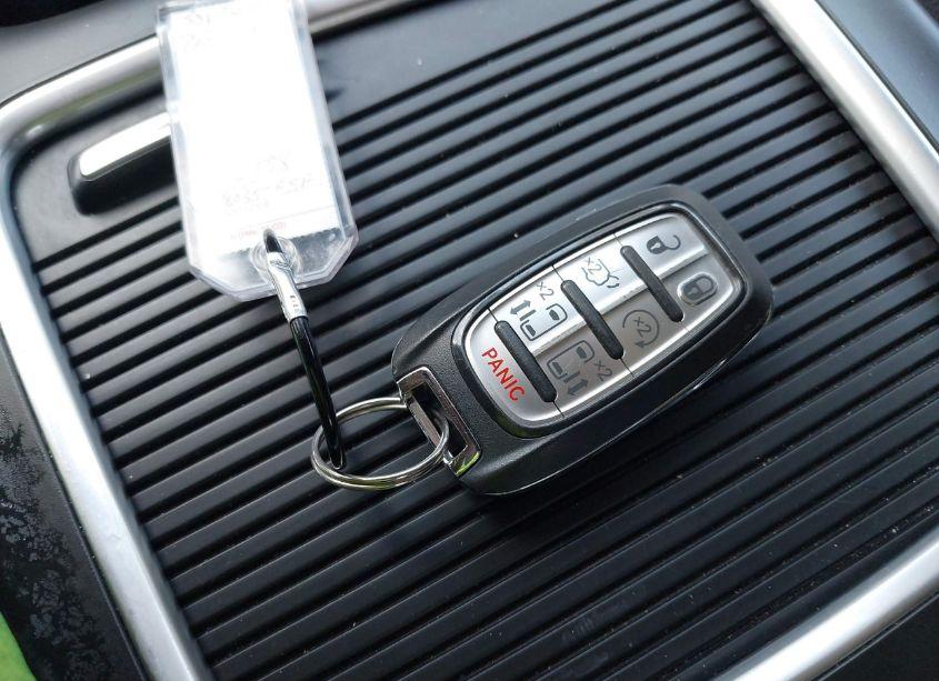 Photo 11 of 2022 Chrysler Pacifica TOURING L (VIN 2C4RC1BG4NR188050)