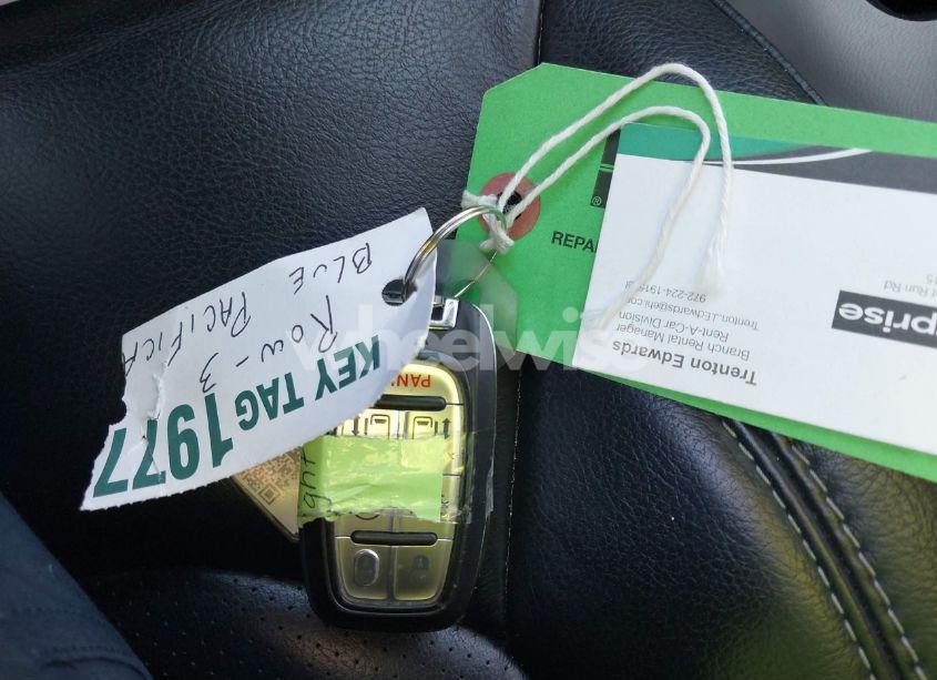 Photo 11 of 2022 Chrysler Pacifica TOURING L (VIN 2C4RC1BG4NR234069)