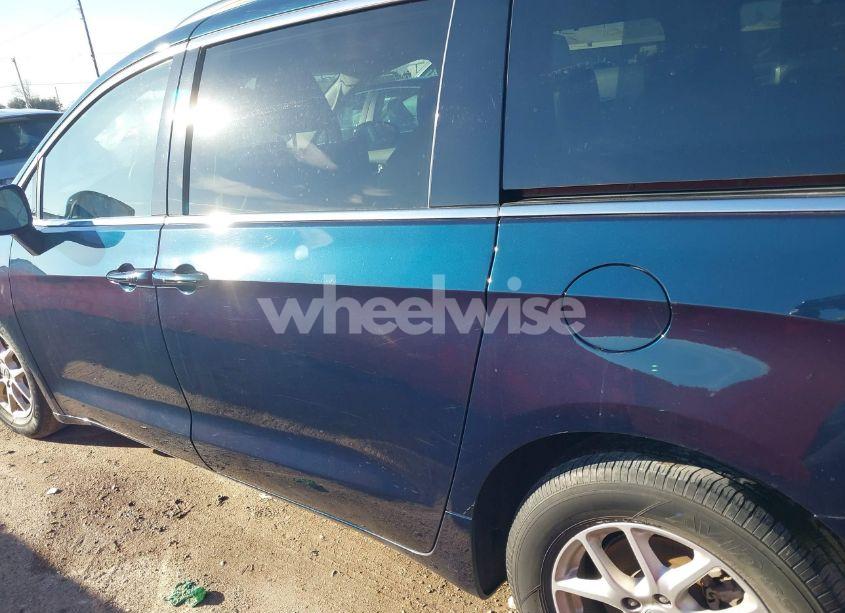 Photo 14 of 2022 Chrysler Pacifica TOURING L (VIN 2C4RC1BG4NR234069)