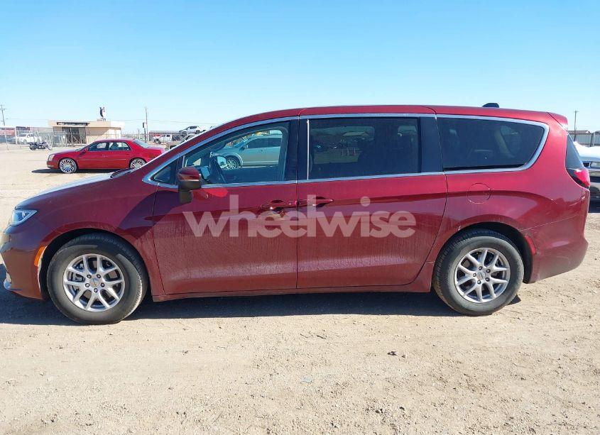 Photo 14 of 2023 Chrysler Pacifica TOURING L (VIN 2C4RC1BG4PR533404)